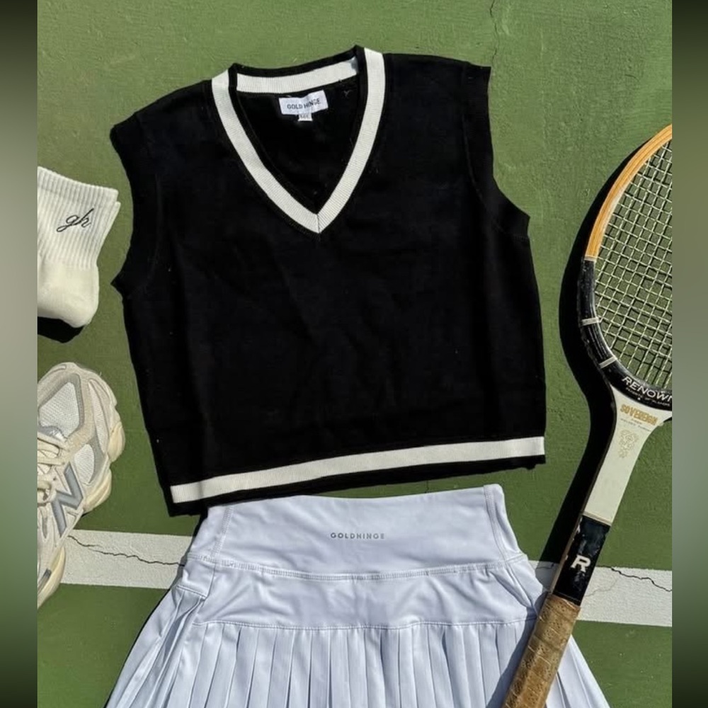 Gold Hinge black vest top